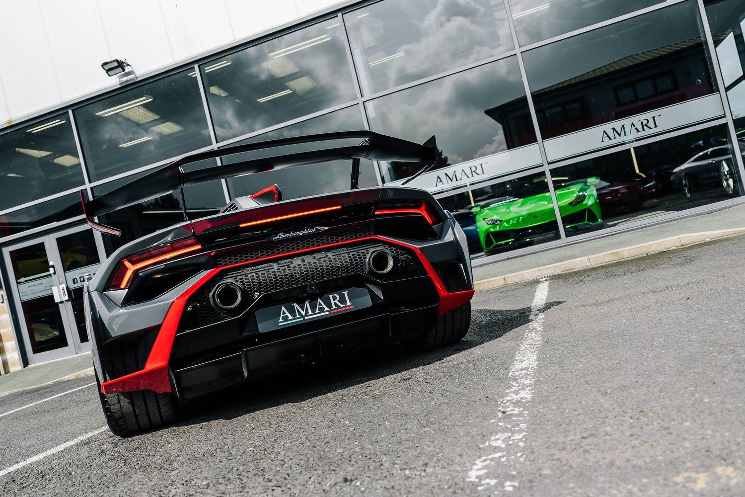 Lamborghini Huracan STO