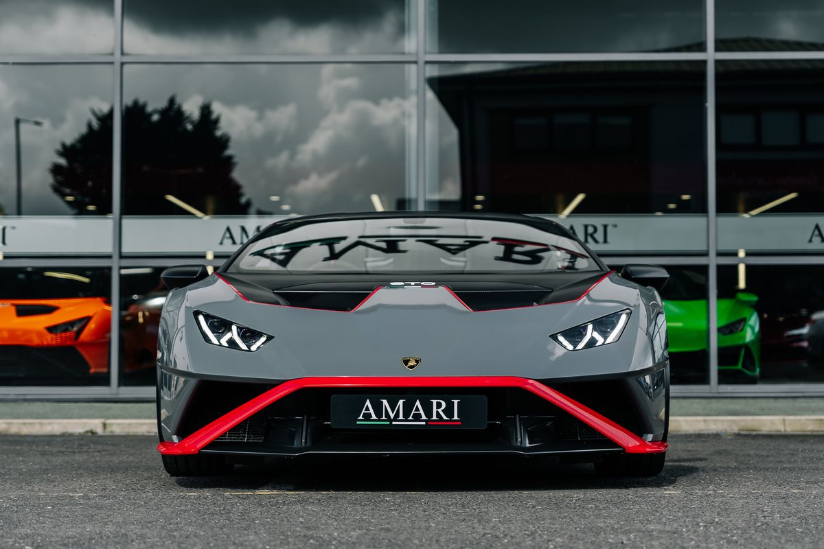 Lamborghini Huracan STO