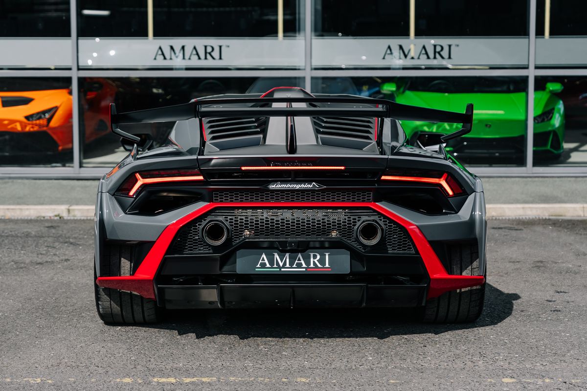 Lamborghini Huracan STO