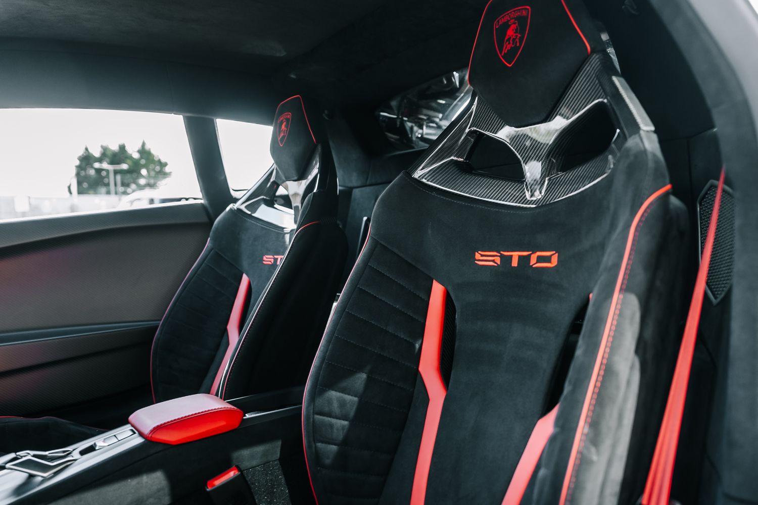 Lamborghini Huracan STO