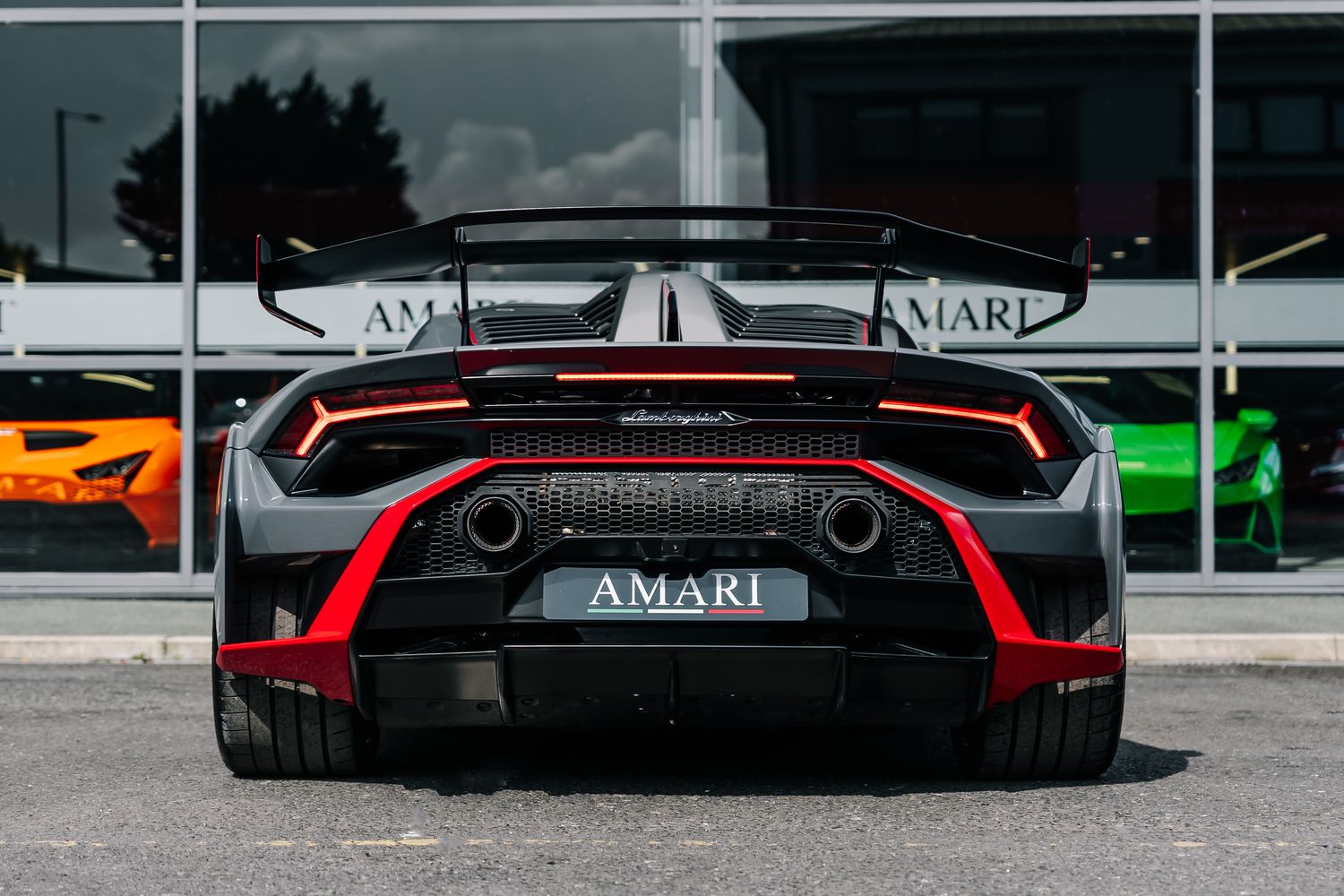 Lamborghini Huracan STO