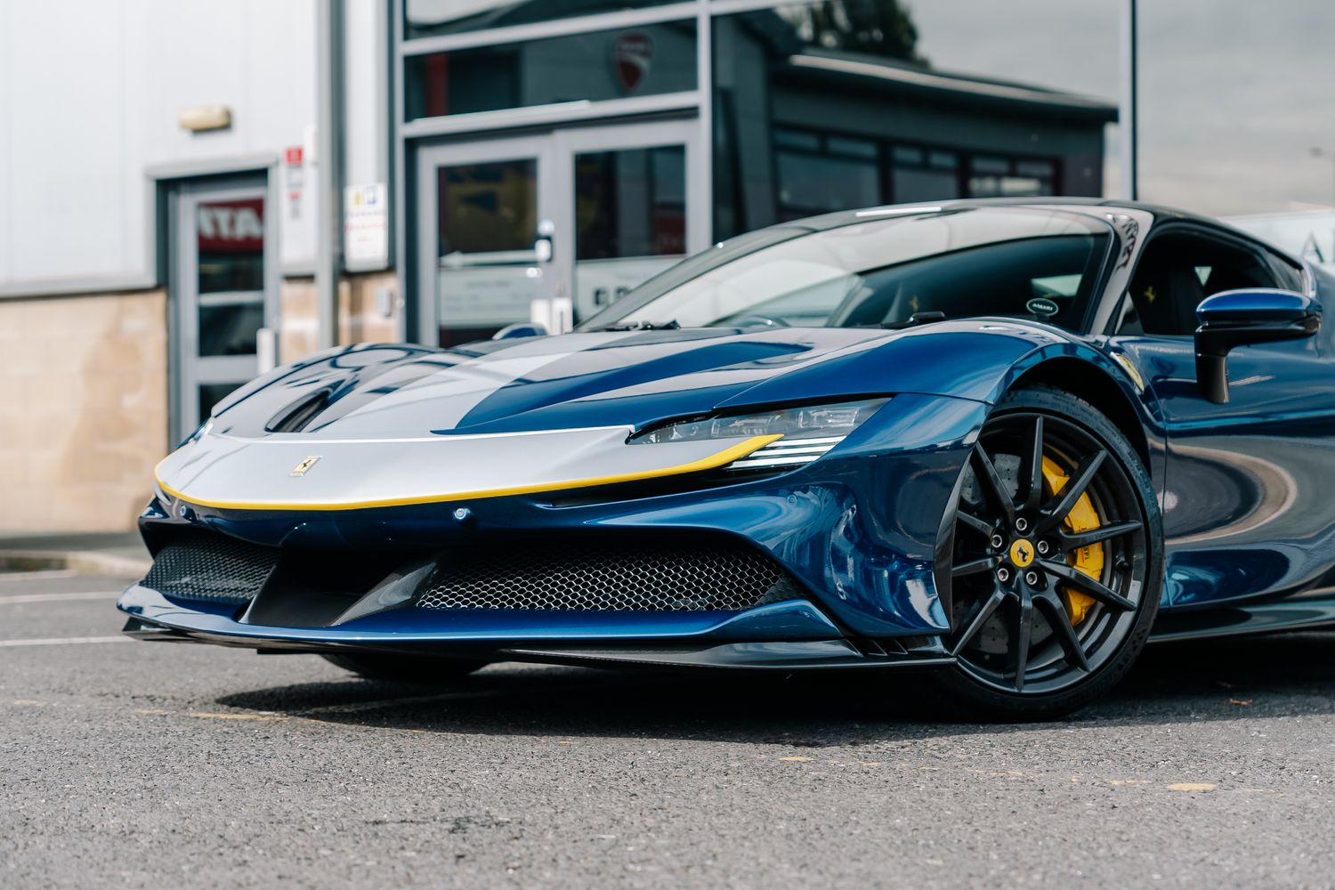 Ferrari SF90 Assetto Fiorano