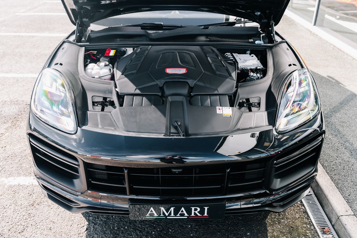 Porsche Cayenne Turbo GT