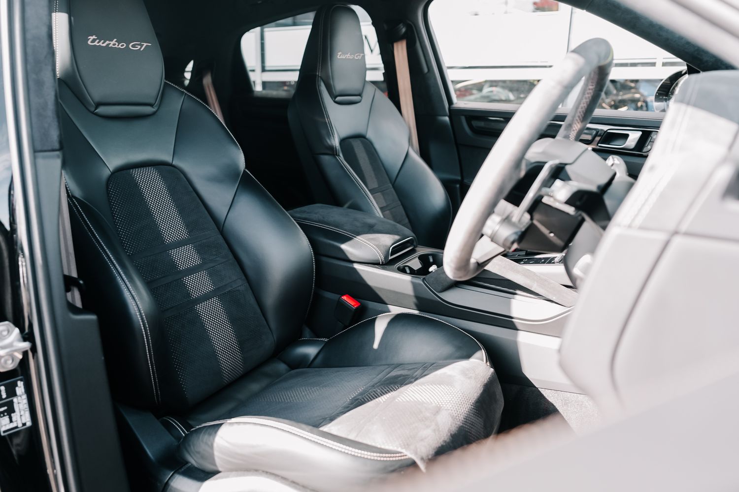 Porsche Cayenne Turbo GT