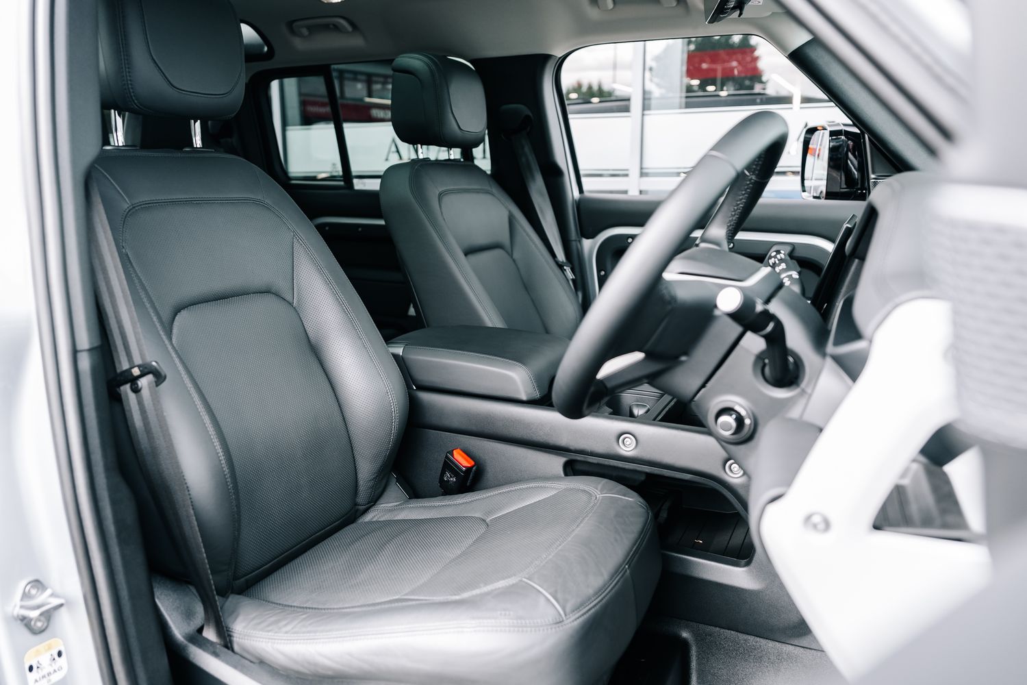 Land Rover Defender HSE D300 MHEV