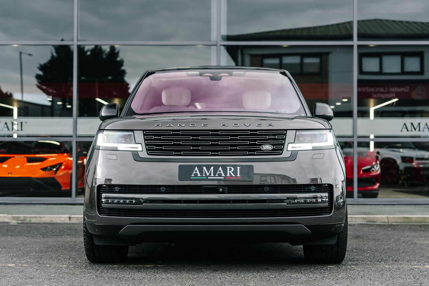 Land Rover Range Rover First Edition 4.4 P530