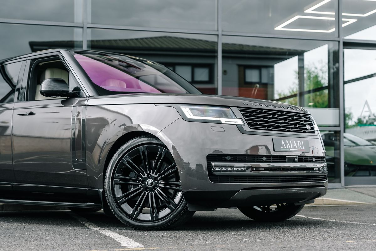 Land Rover Range Rover First Edition 4.4 P530