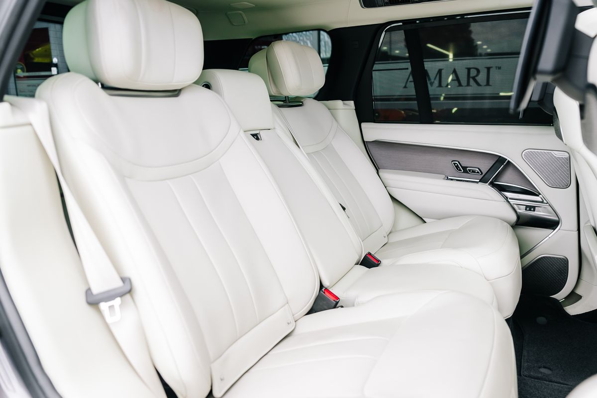 Land Rover Range Rover First Edition 4.4 P530