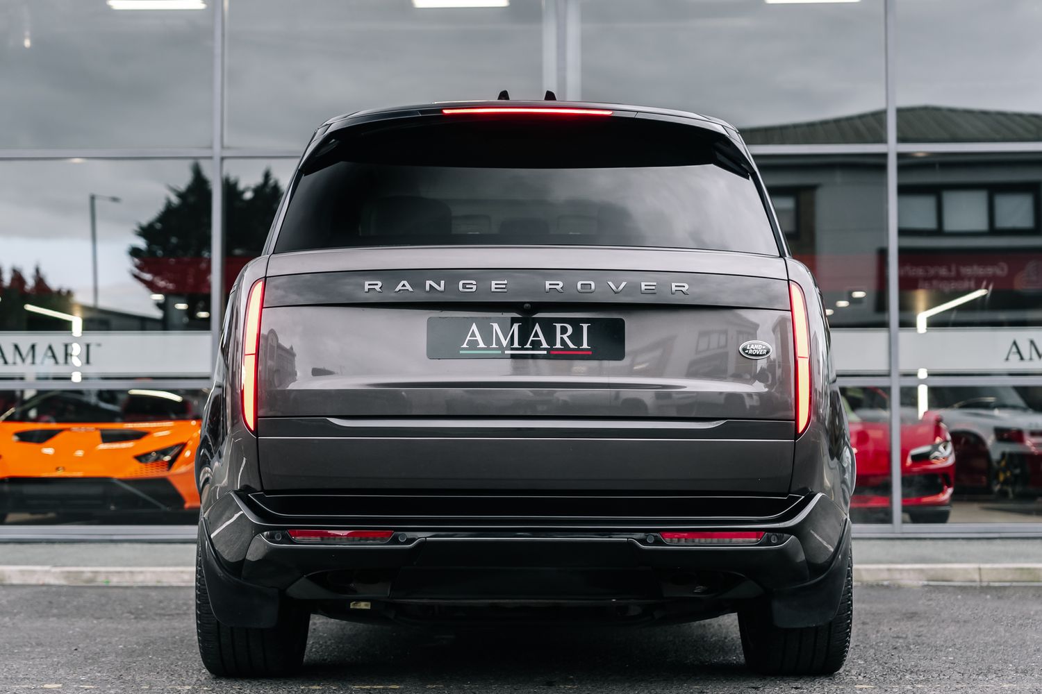 Land Rover Range Rover First Edition 4.4 P530