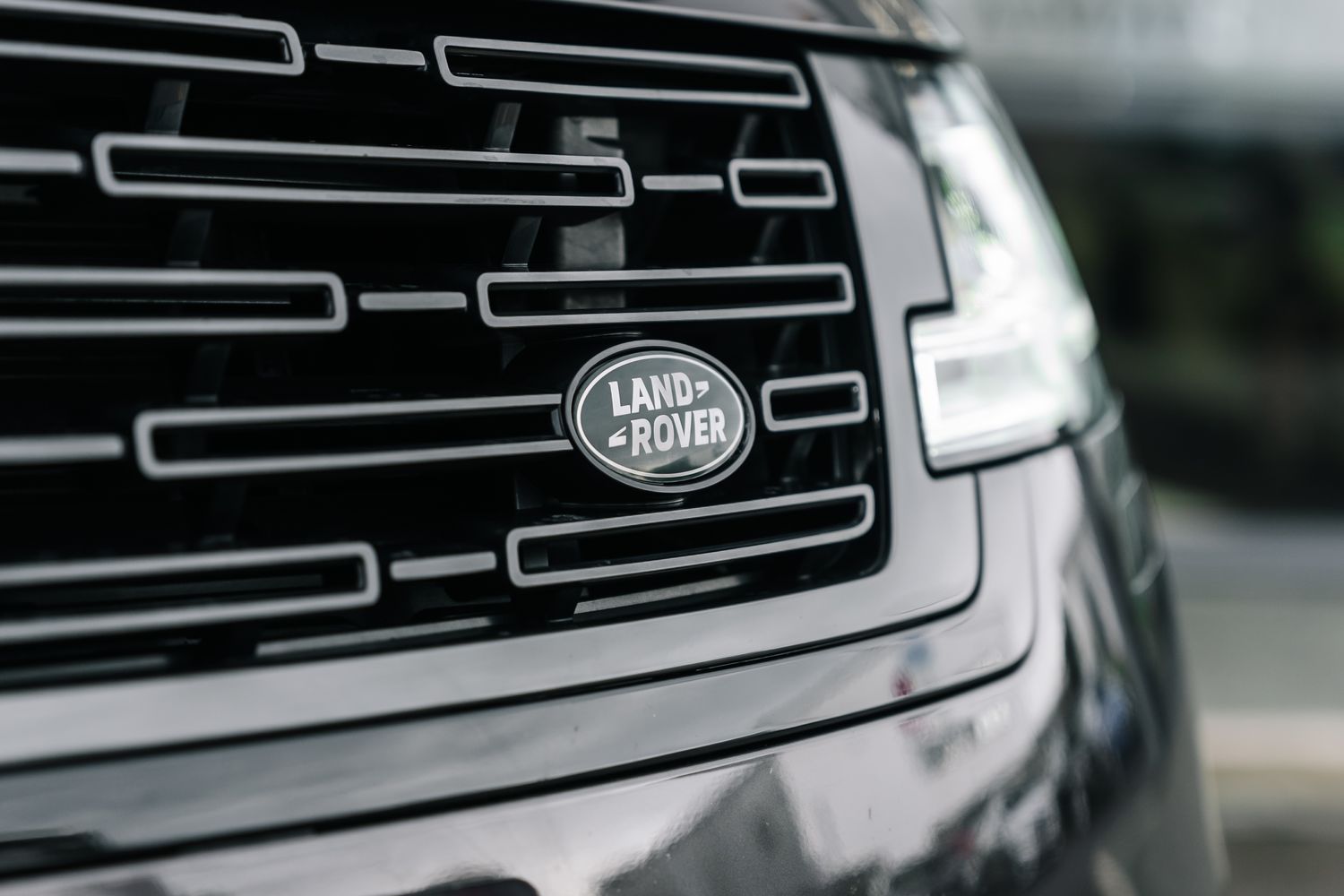 Land Rover Range Rover First Edition 4.4 P530