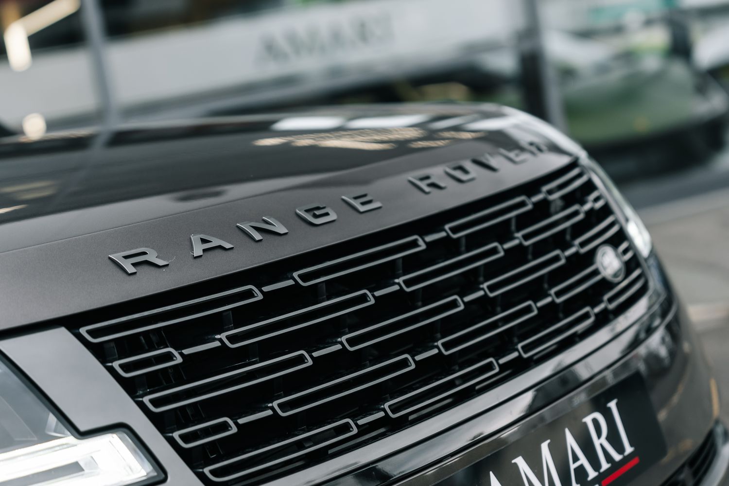 Land Rover Range Rover First Edition 4.4 P530