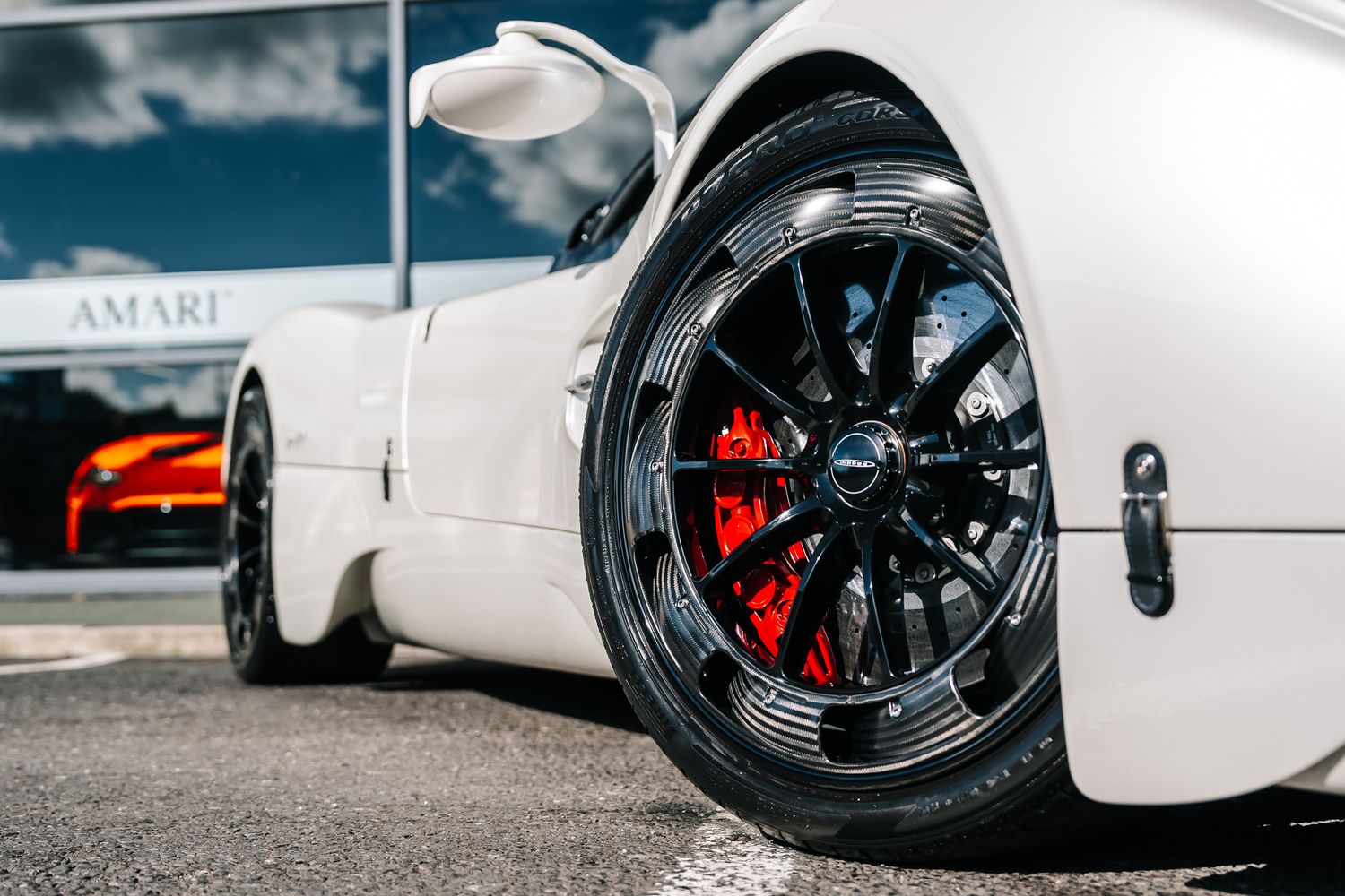 Pagani Utopia