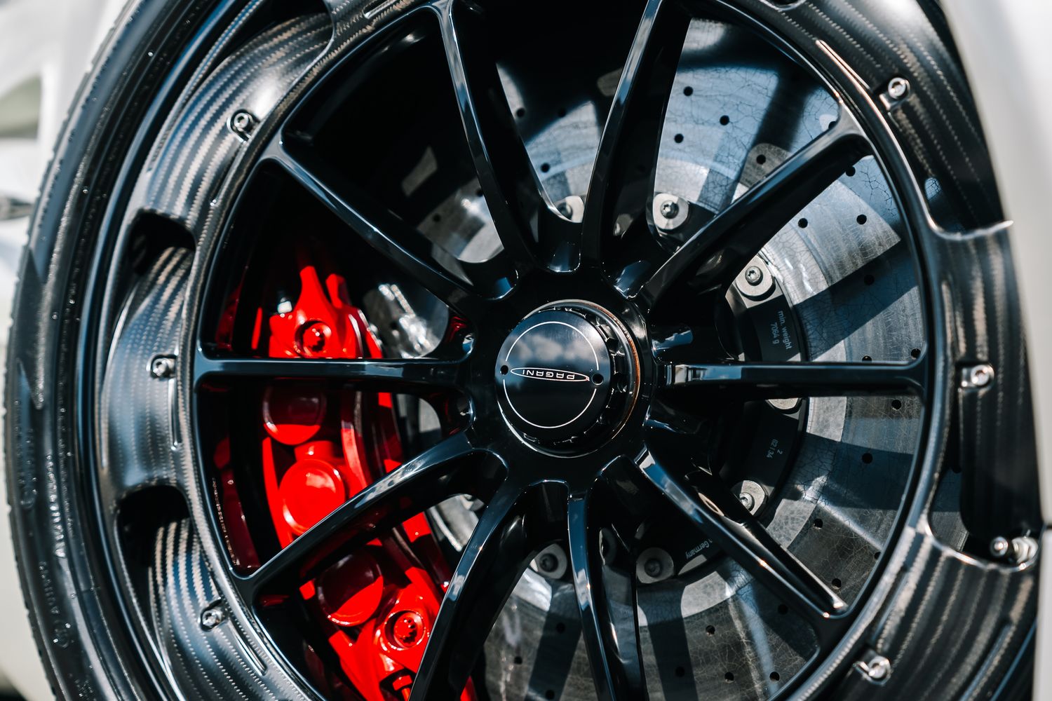 Pagani Utopia