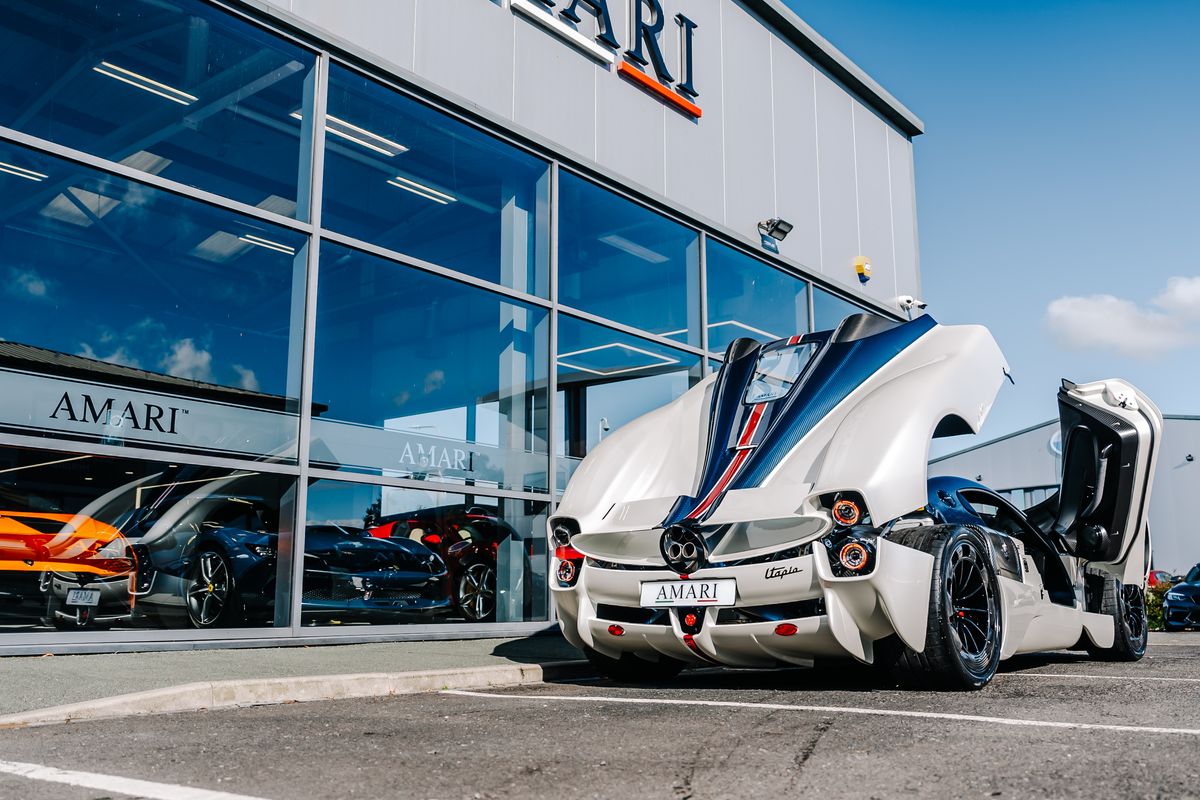 Pagani Utopia