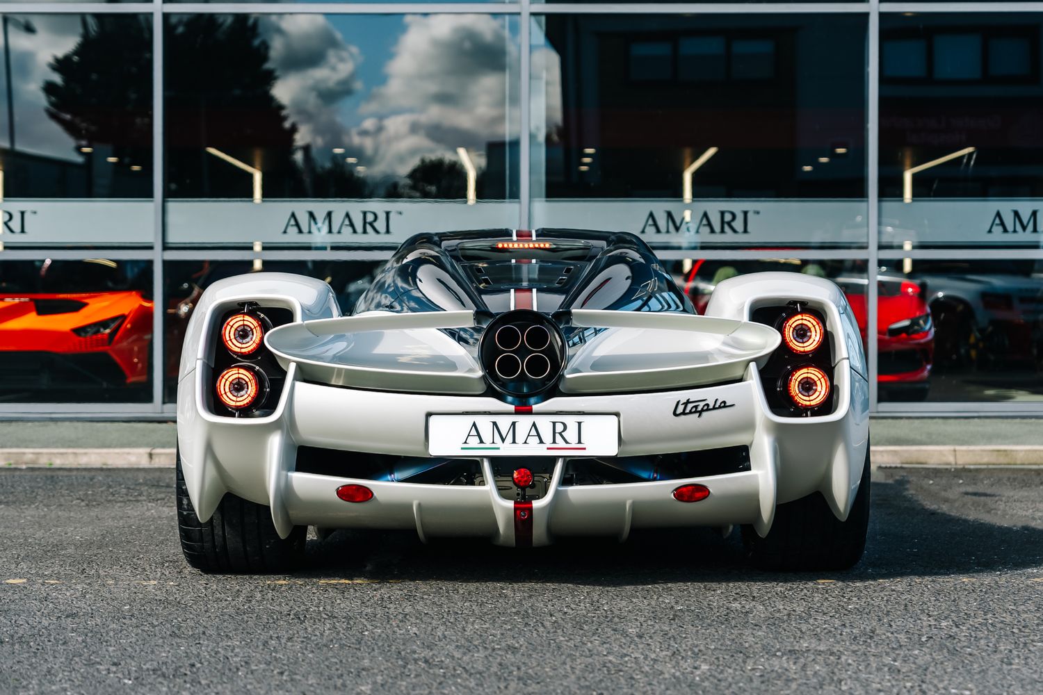 Pagani Utopia