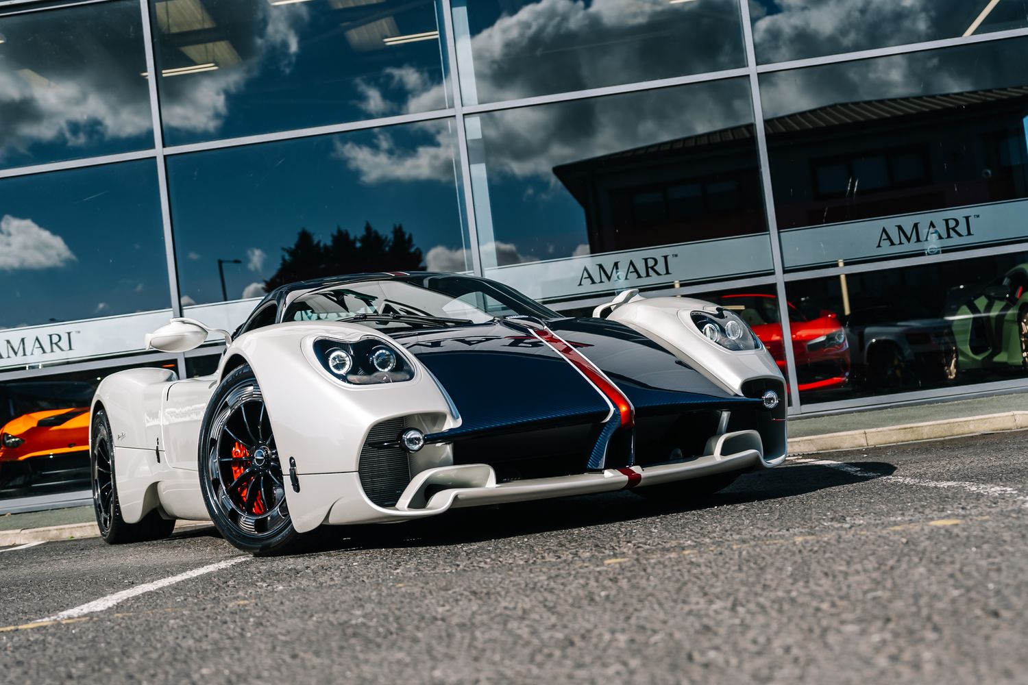 Pagani Utopia