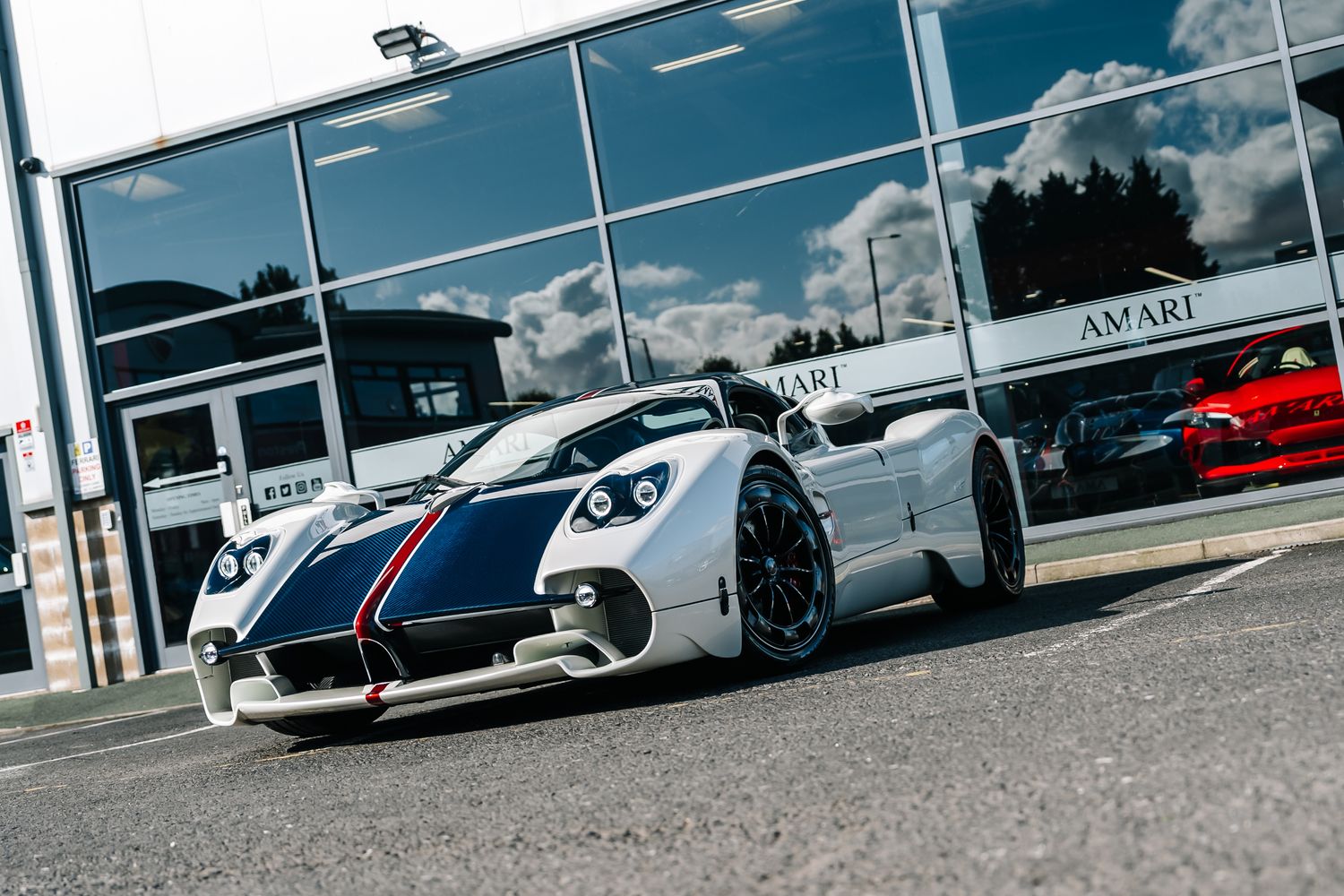 Pagani Utopia