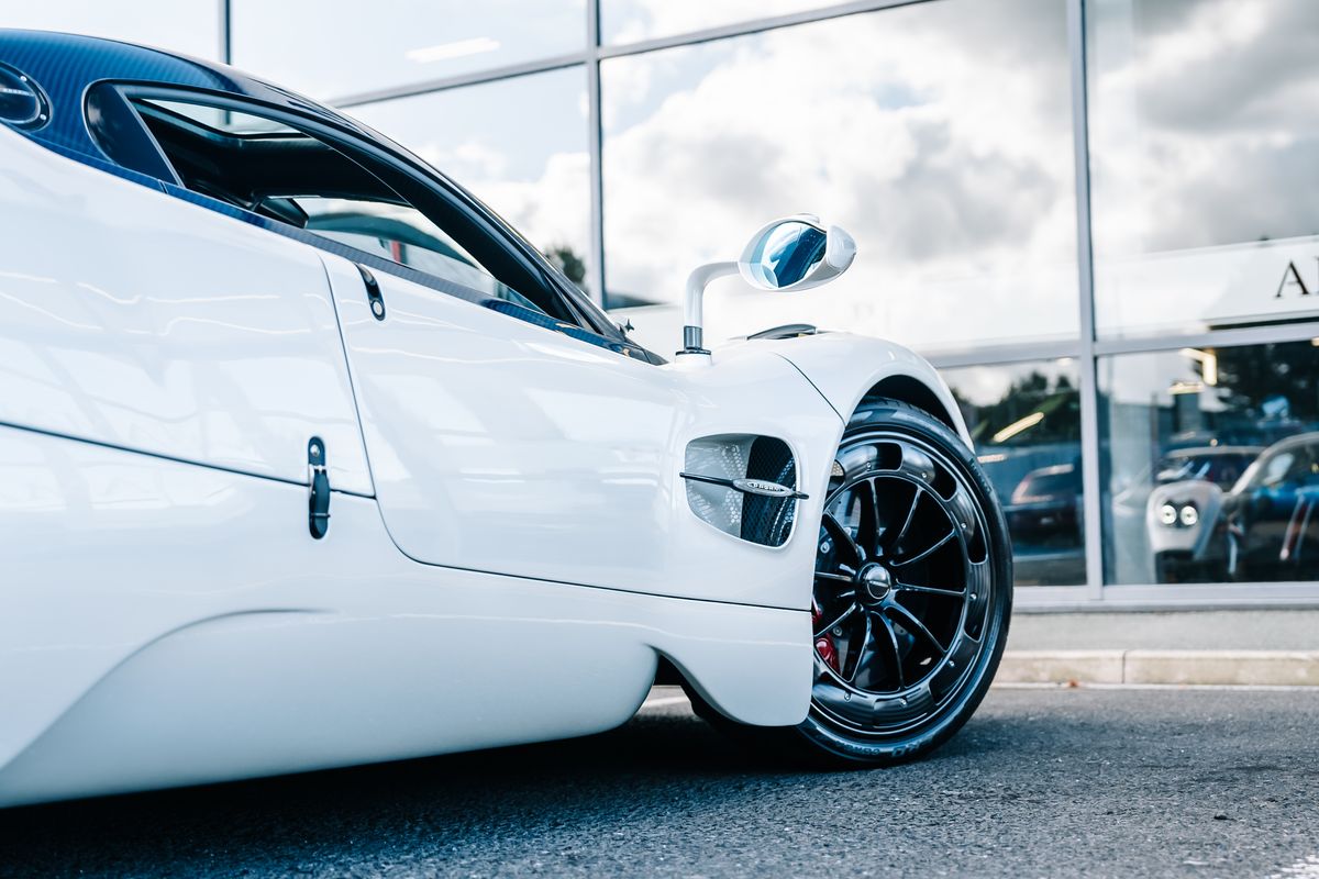 Pagani Utopia