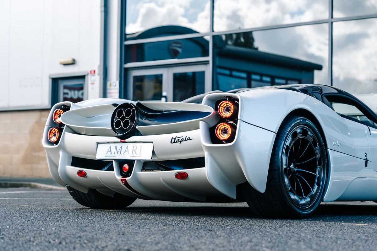 Pagani Utopia