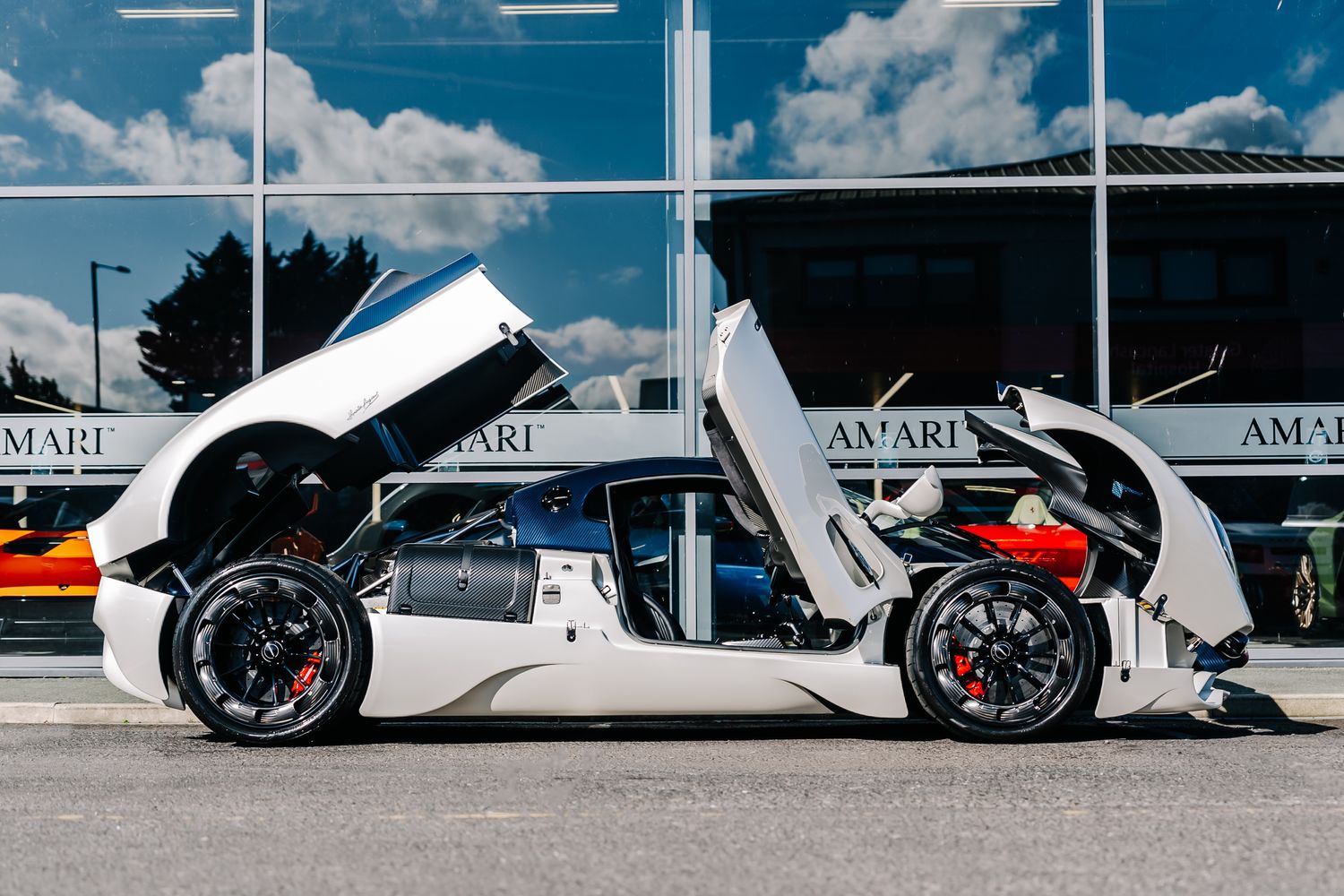 Pagani Utopia