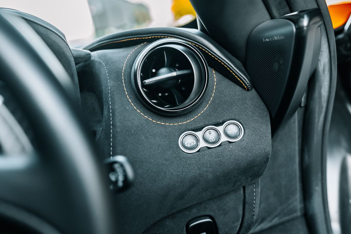 MCLAREN 720S SPIDER PERFORMANCE V8