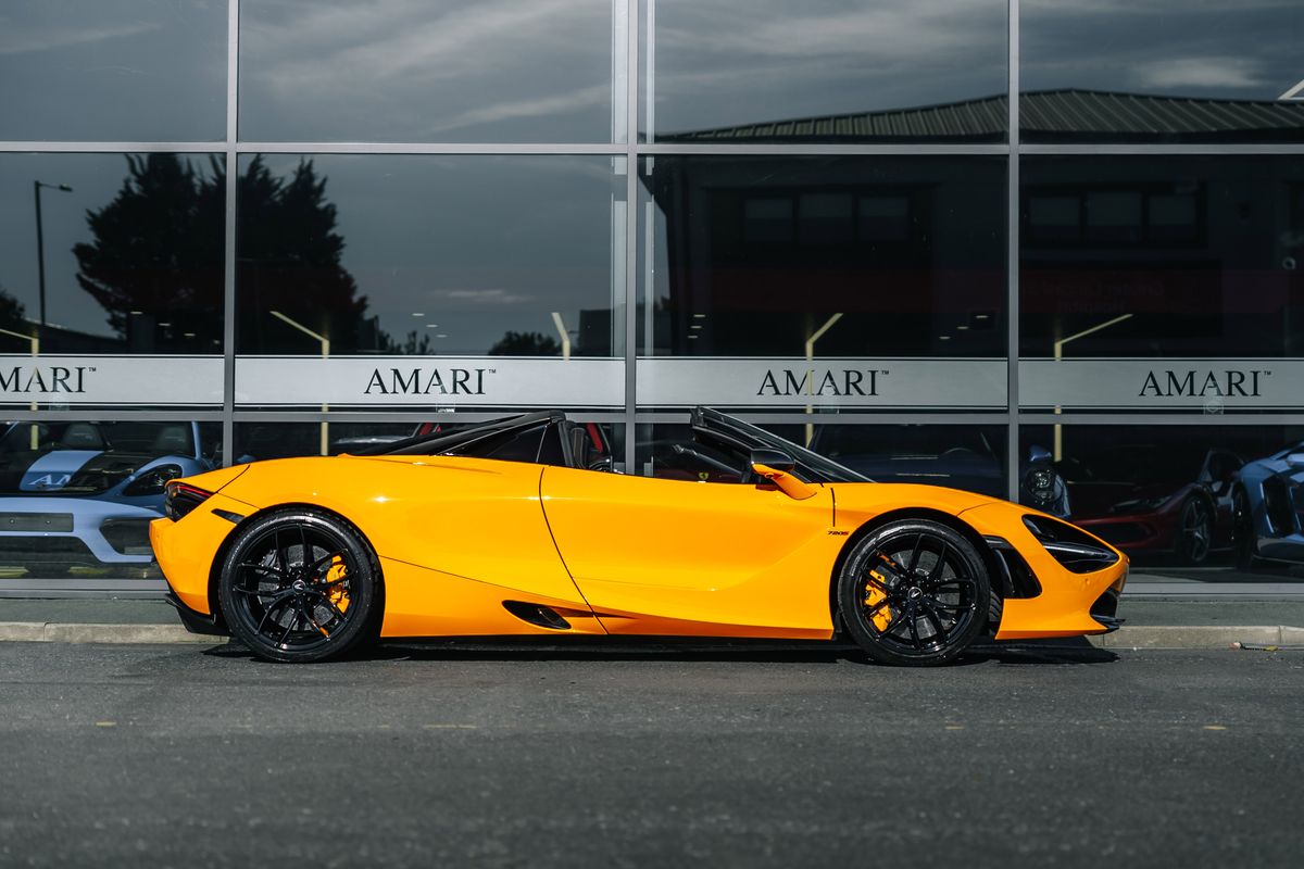 MCLAREN 720S SPIDER PERFORMANCE V8