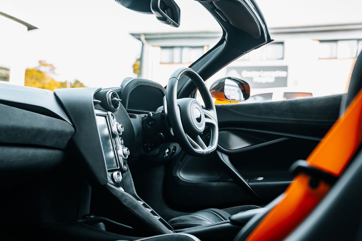 MCLAREN 720S SPIDER PERFORMANCE V8