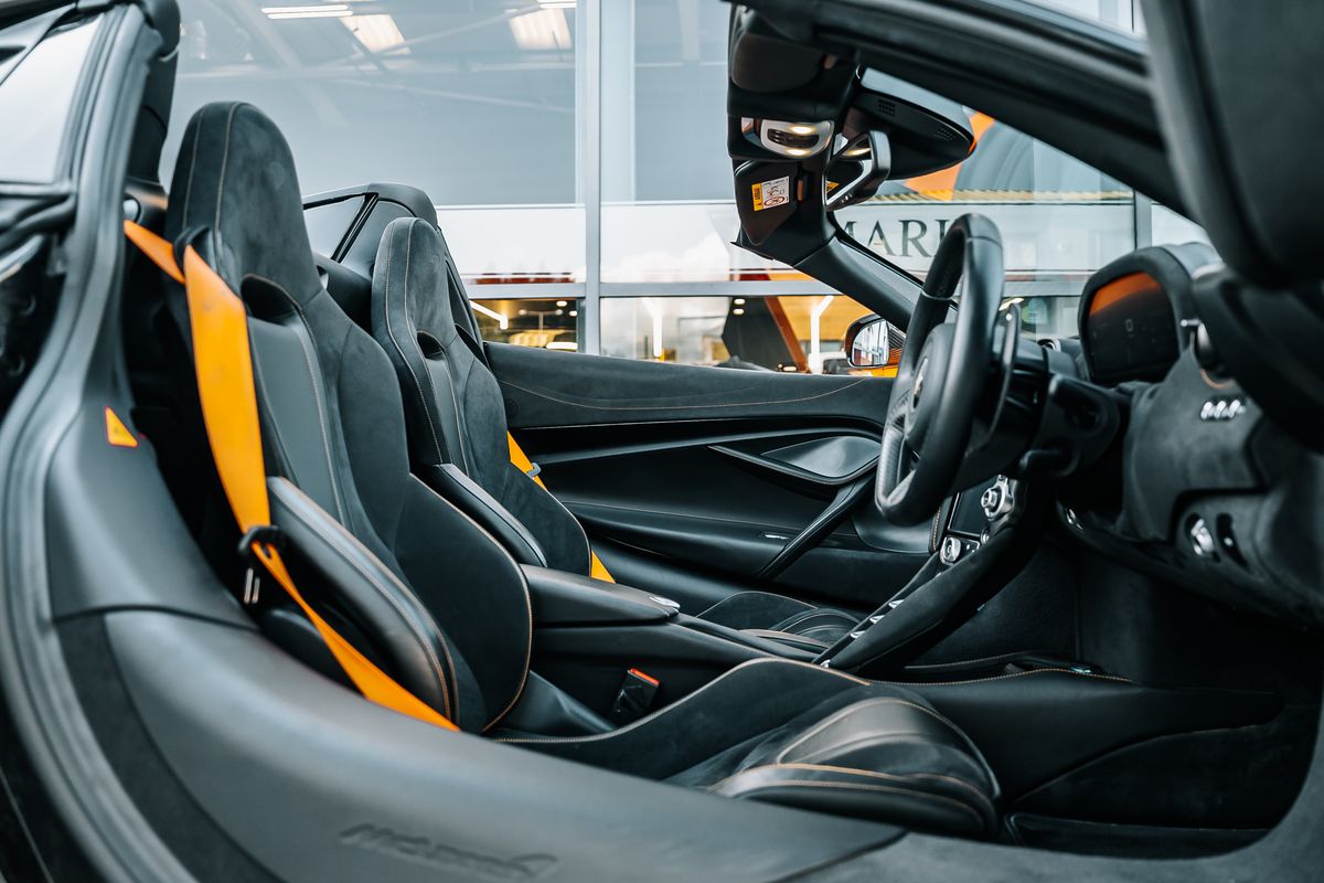 MCLAREN 720S SPIDER PERFORMANCE V8