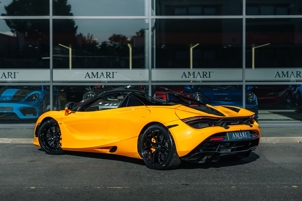 MCLAREN 720S SPIDER PERFORMANCE V8