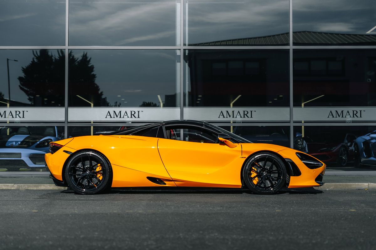 MCLAREN 720S SPIDER PERFORMANCE V8