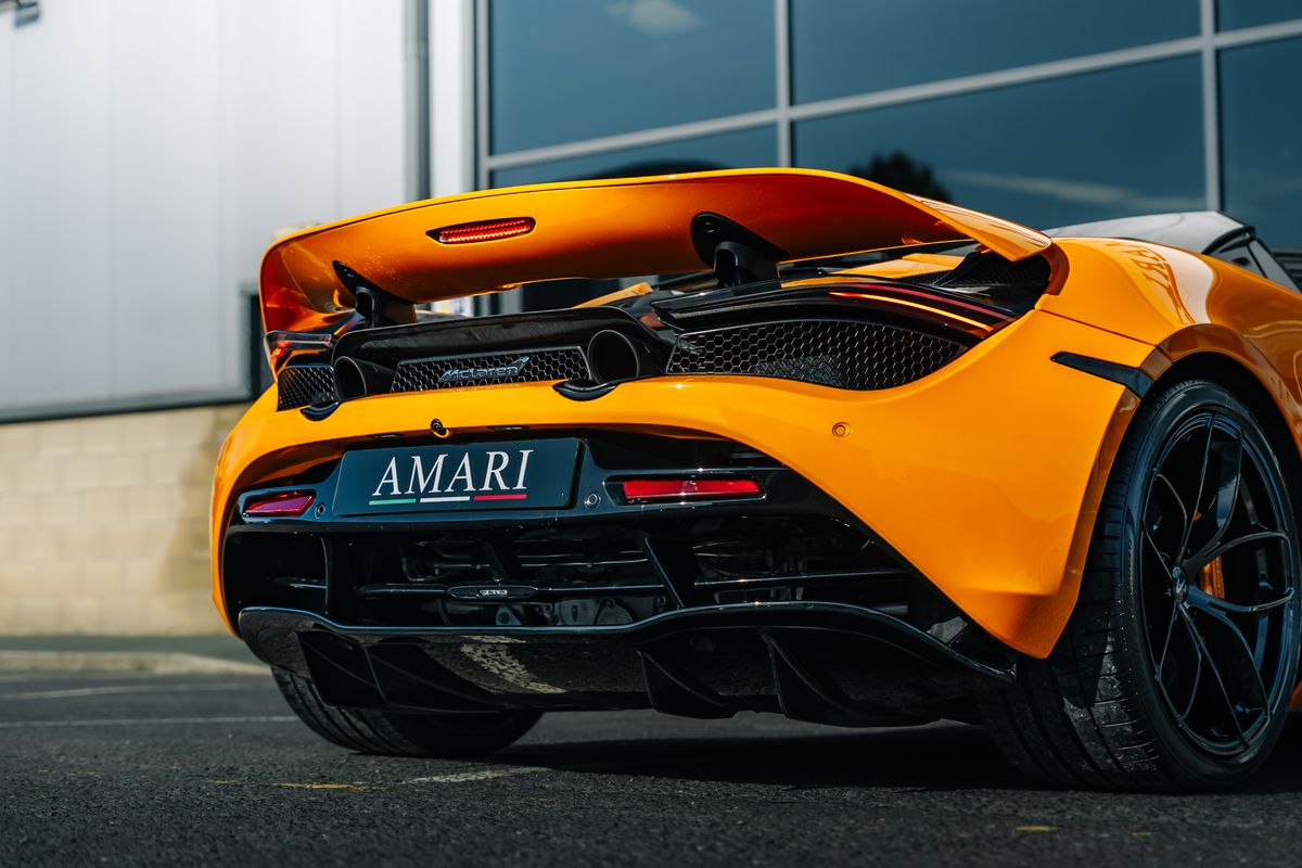 MCLAREN 720S SPIDER PERFORMANCE V8