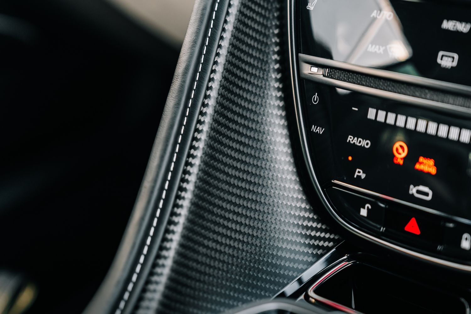 Aston Martin DBS Superleggera 770 Ultimate