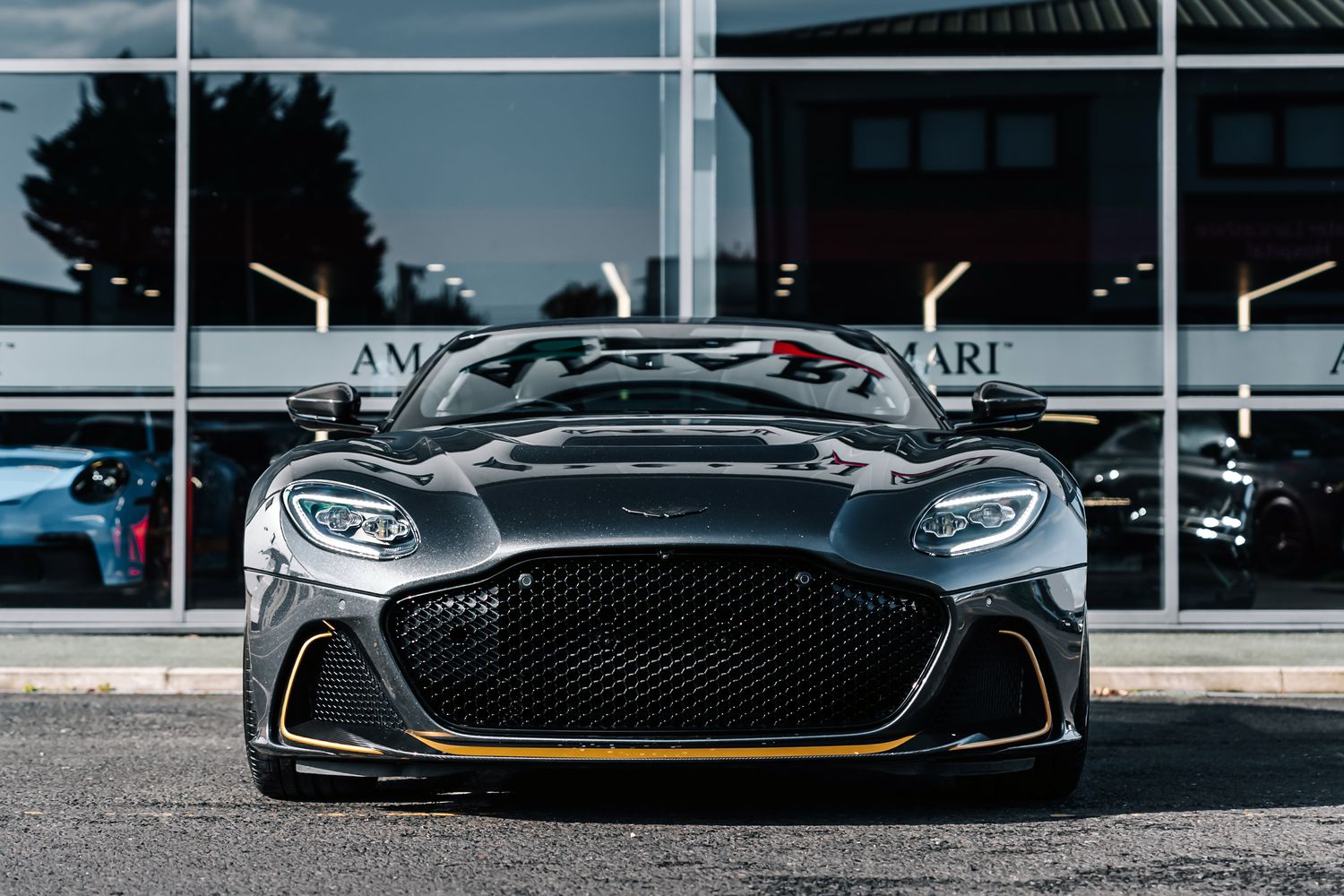 Aston Martin DBS Superleggera 770 Ultimate
