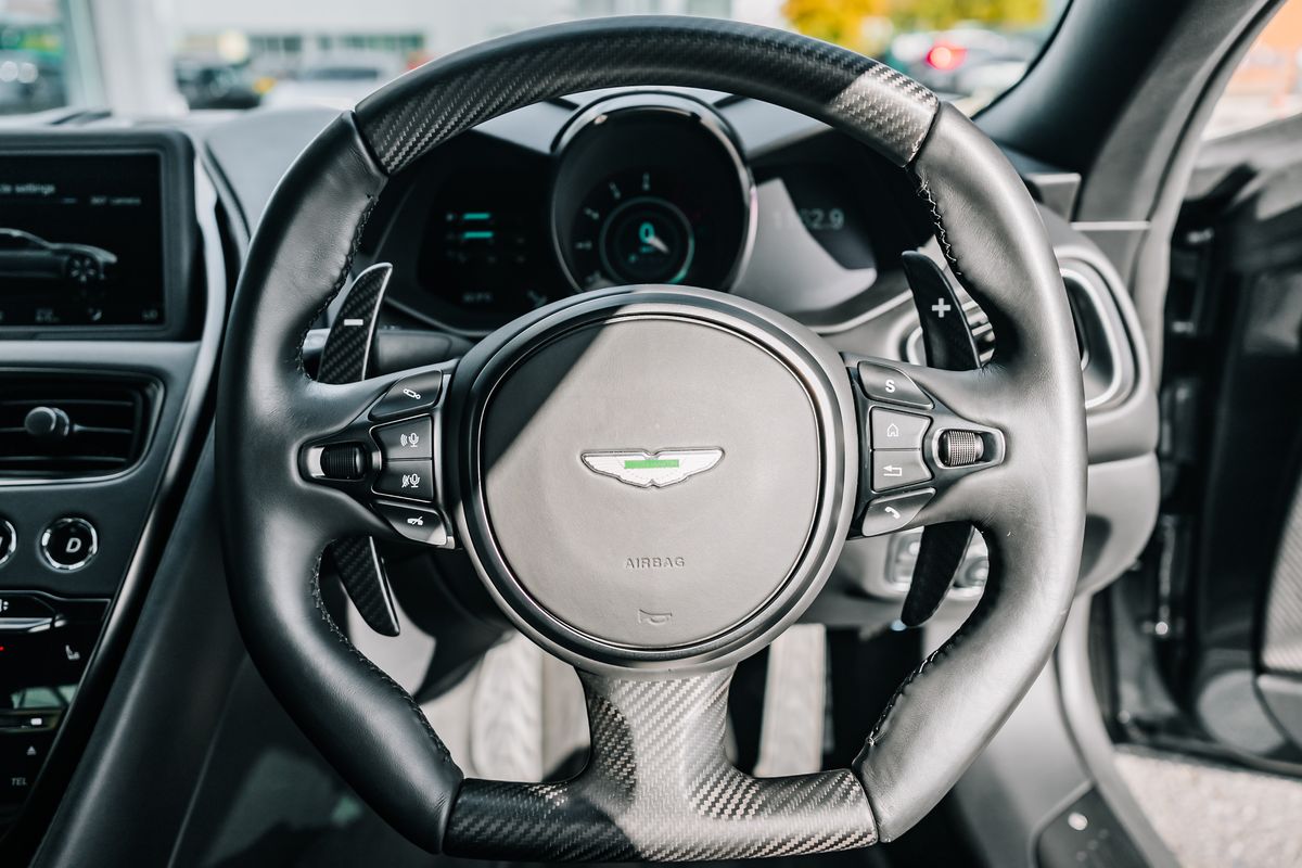 Aston Martin DBS Superleggera 770 Ultimate