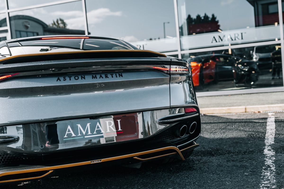 Aston Martin DBS Superleggera 770 Ultimate