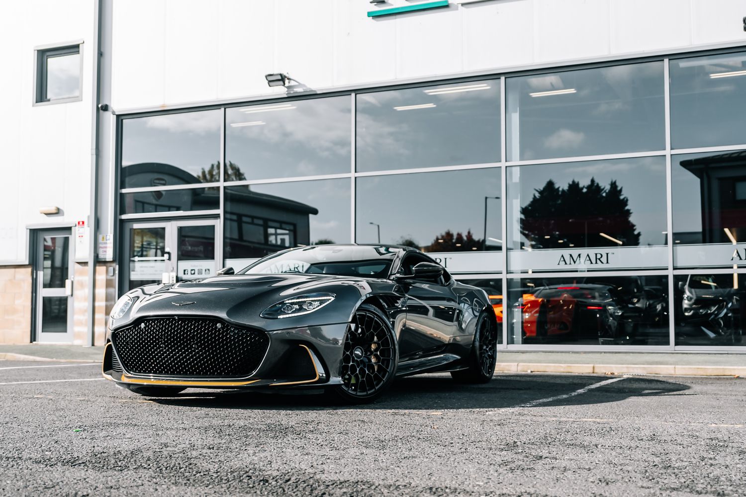Aston Martin DBS Superleggera 770 Ultimate