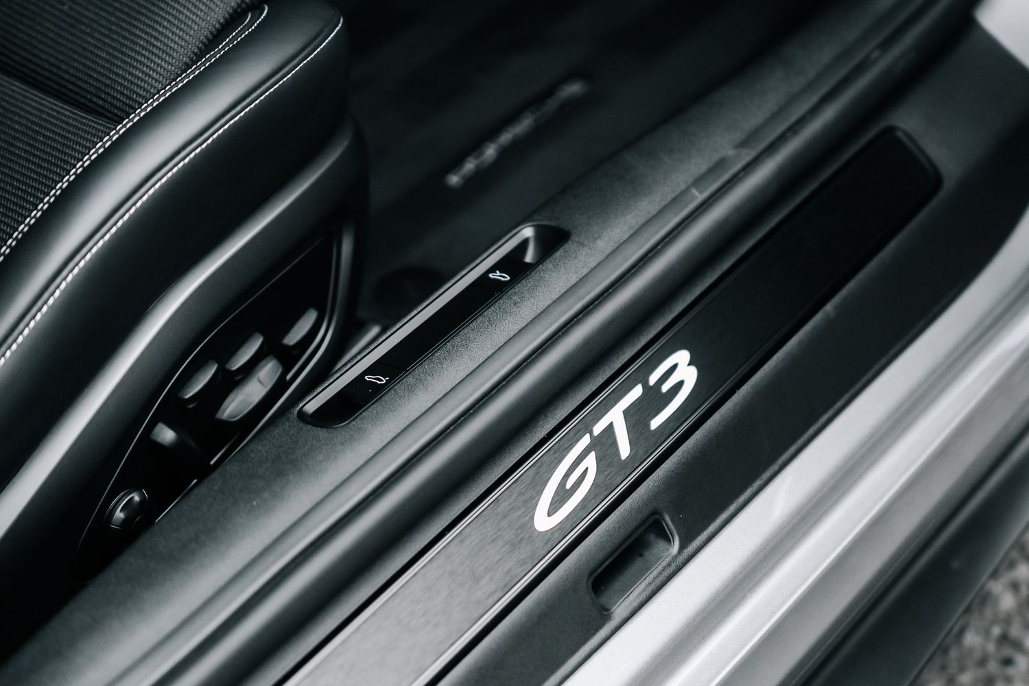 Porsche 911 992 GT3 Touring