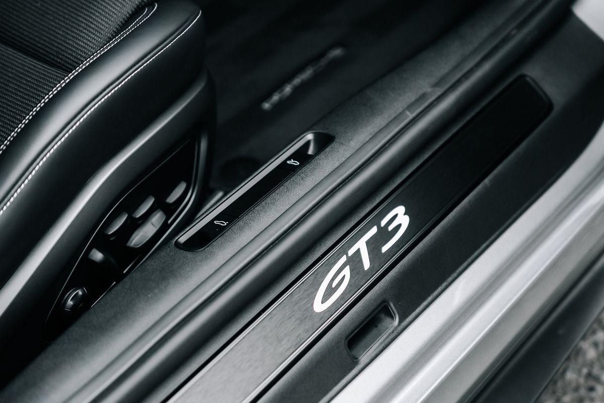 Porsche 911 992 GT3 Touring