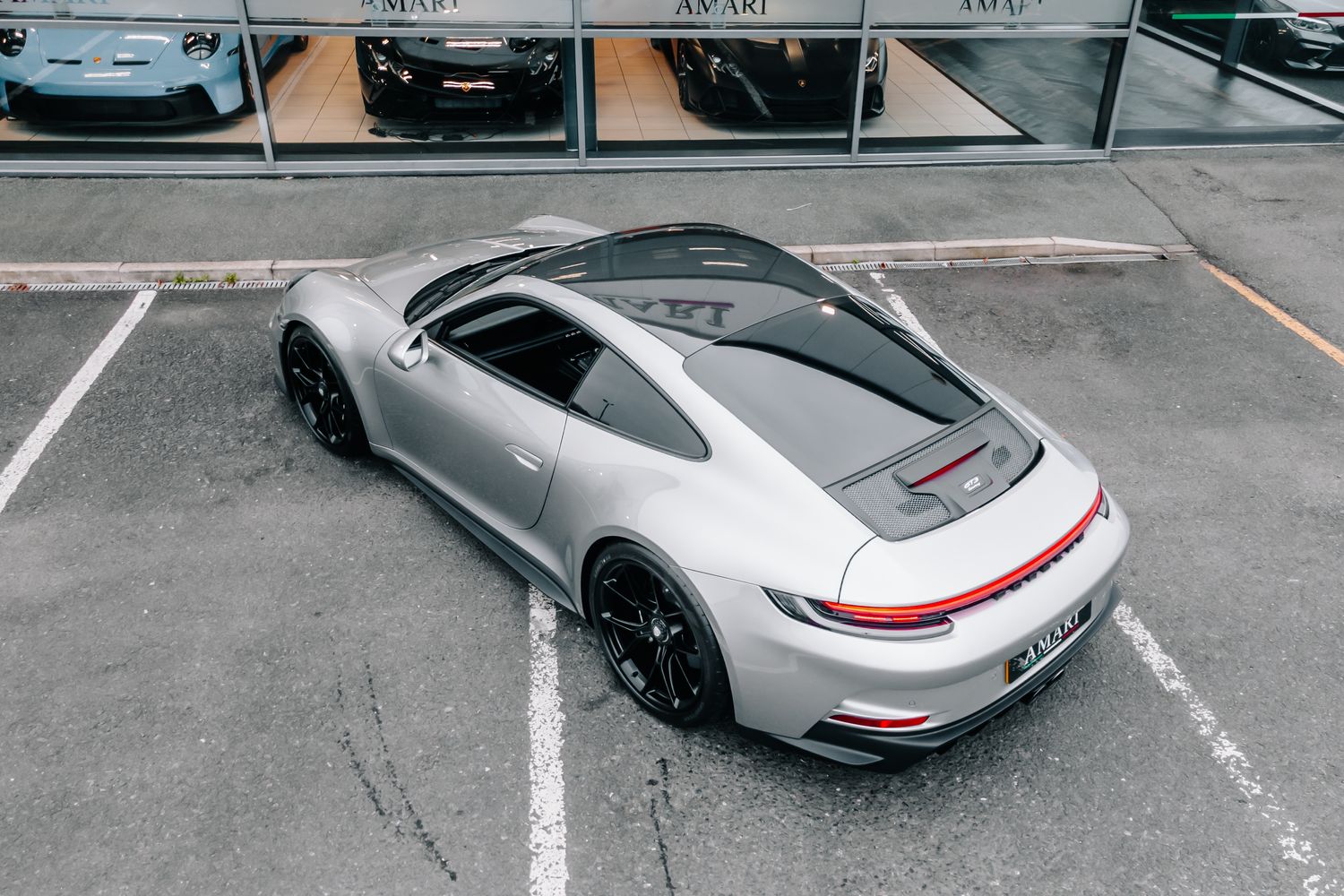 Porsche 911 992 GT3 Touring