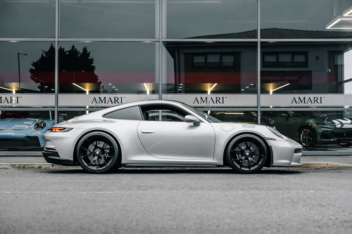 Porsche 911 992 GT3 Touring
