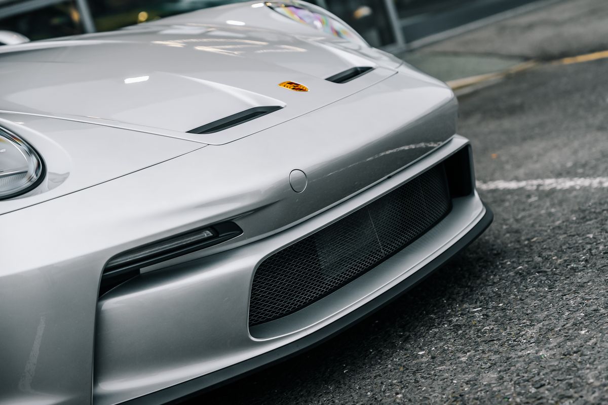 Porsche 911 992 GT3 Touring