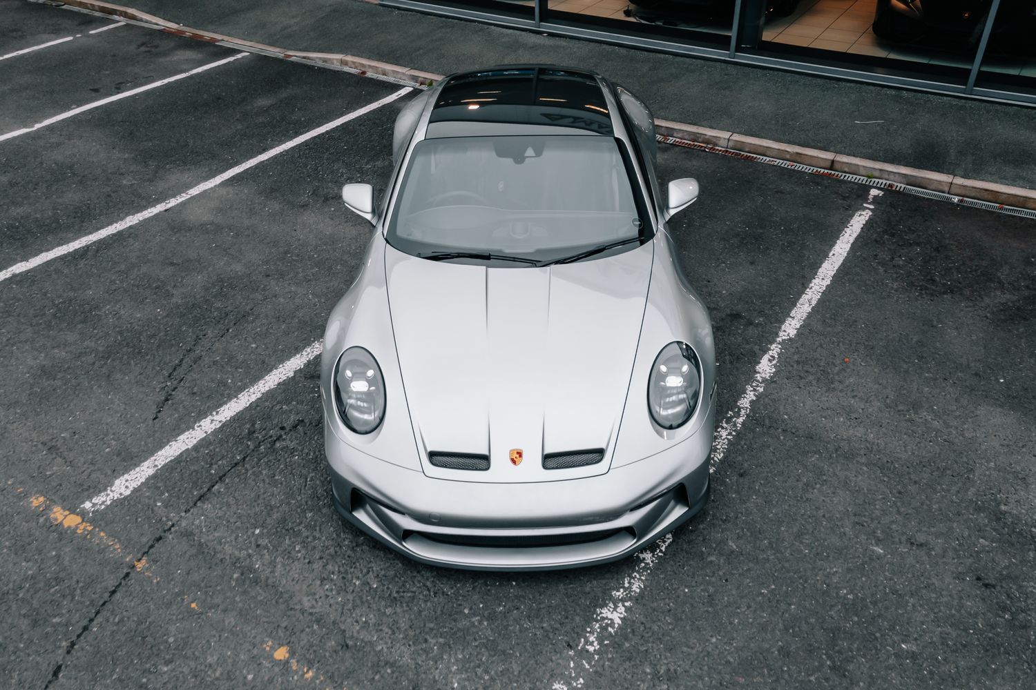 Porsche 911 992 GT3 Touring