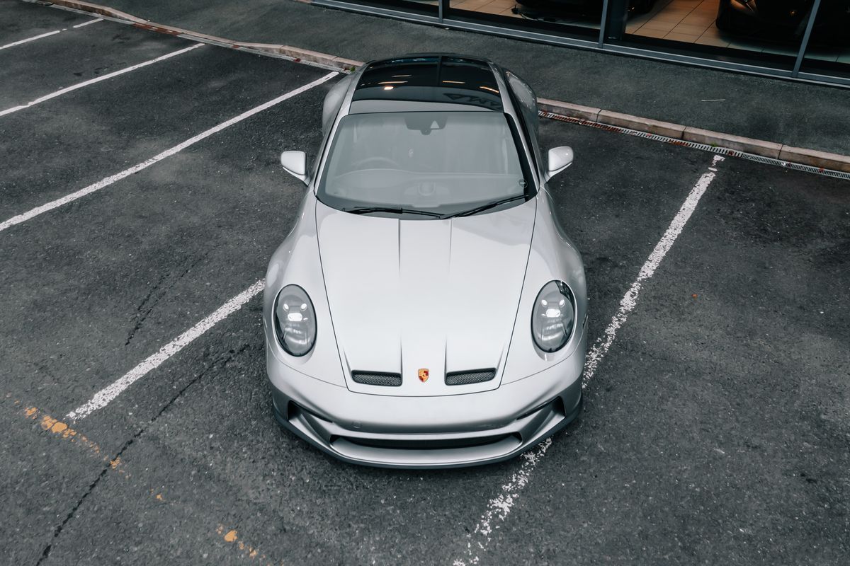 Porsche 911 992 GT3 Touring