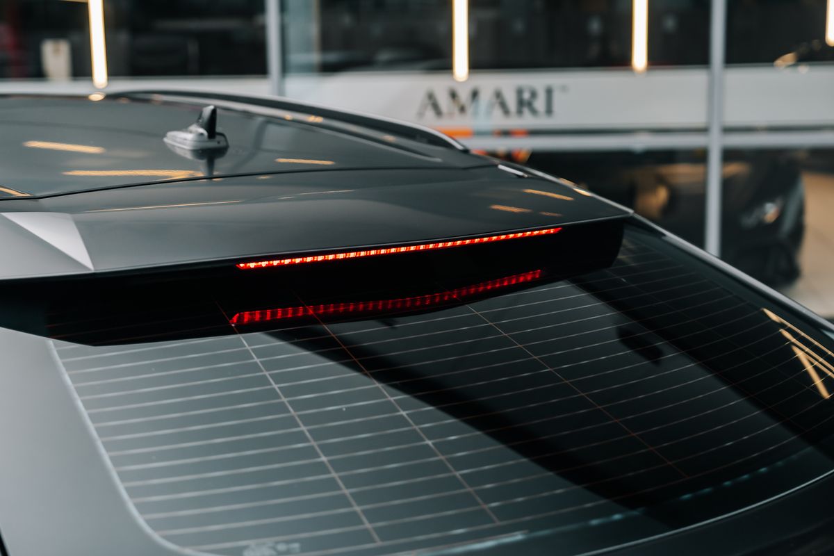 Lamborghini Urus Graphite Capsule