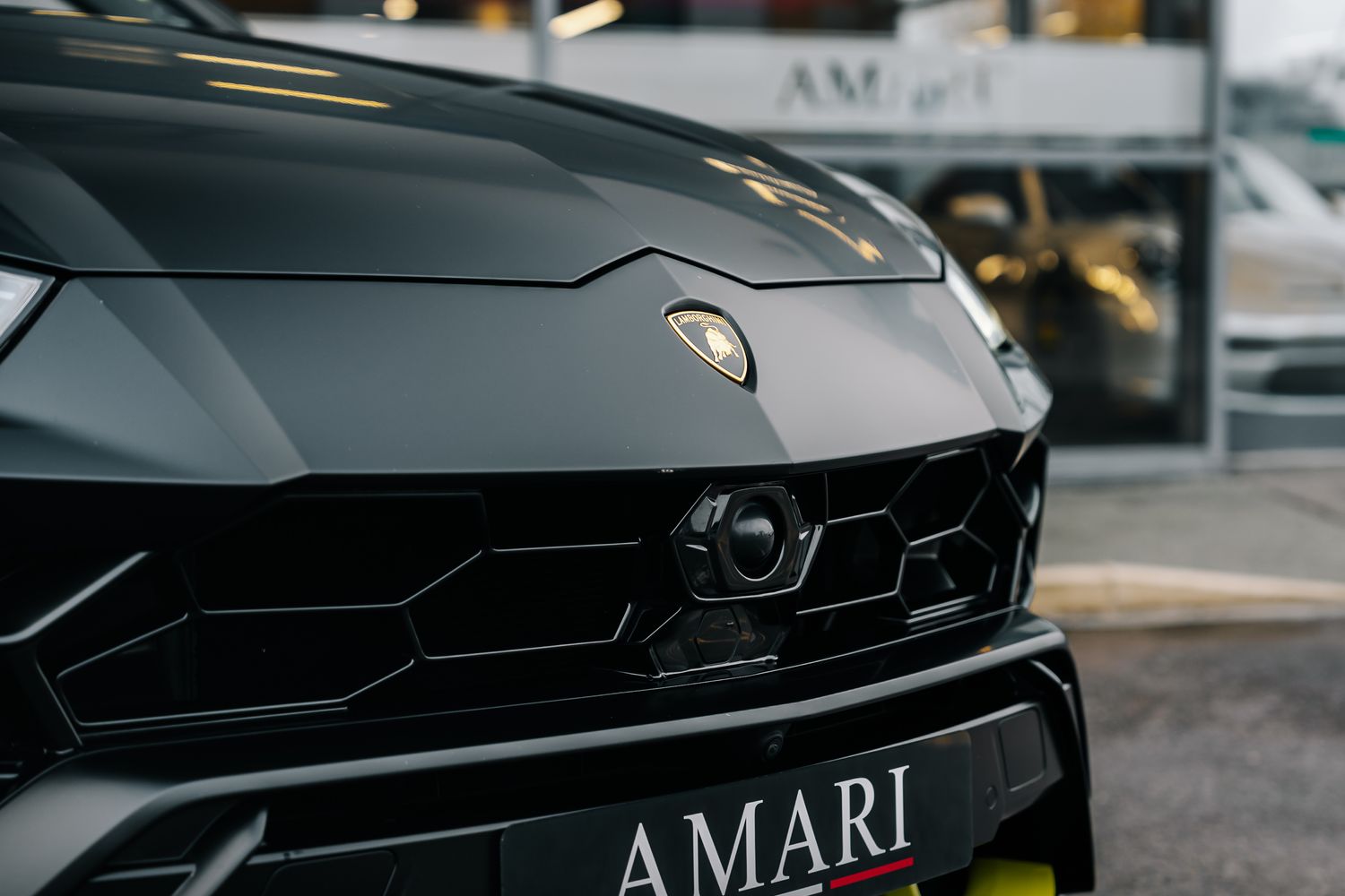 Lamborghini Urus Graphite Capsule