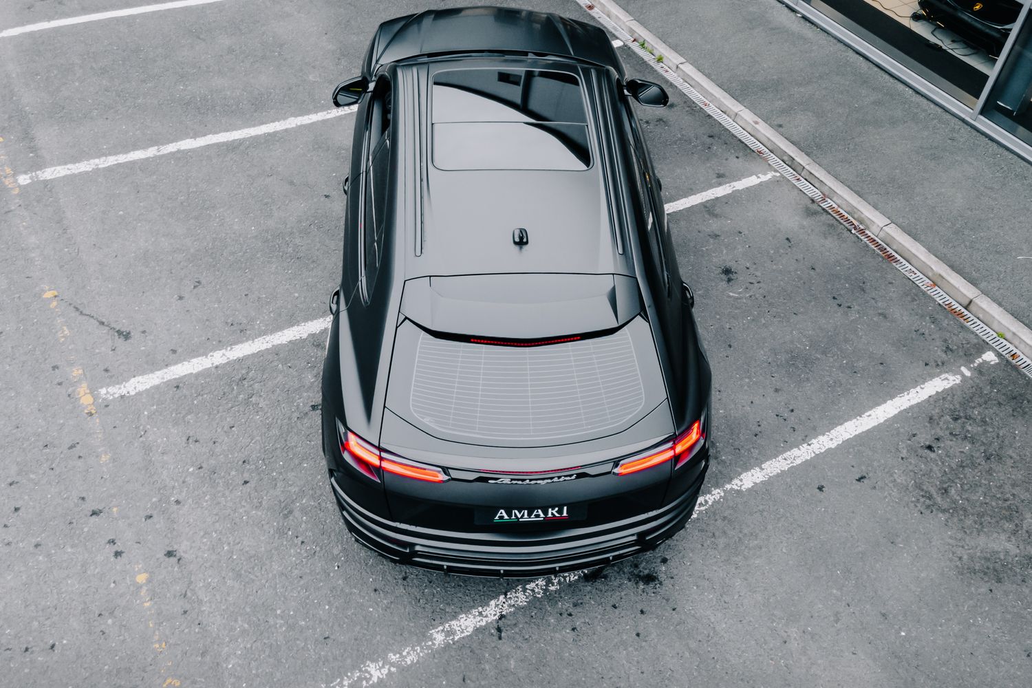 Lamborghini Urus Graphite Capsule
