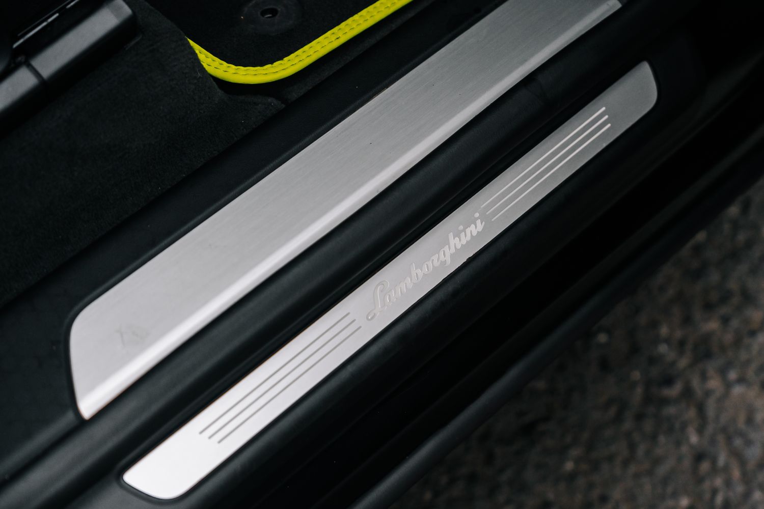 Lamborghini Urus Graphite Capsule