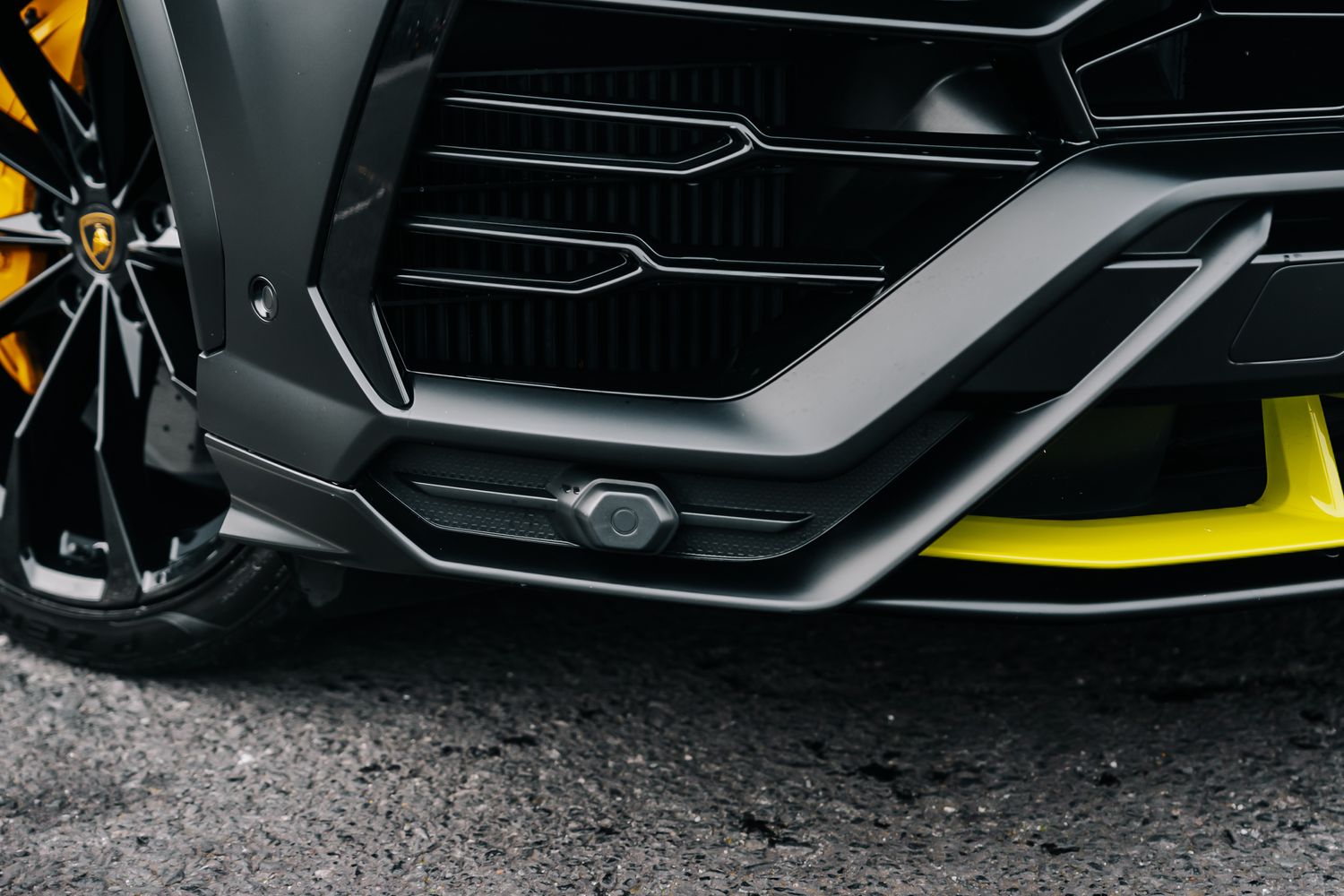 Lamborghini Urus Graphite Capsule