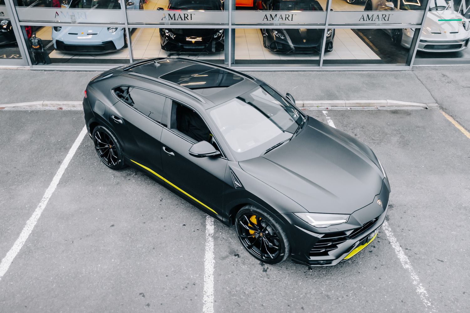 Lamborghini Urus Graphite Capsule