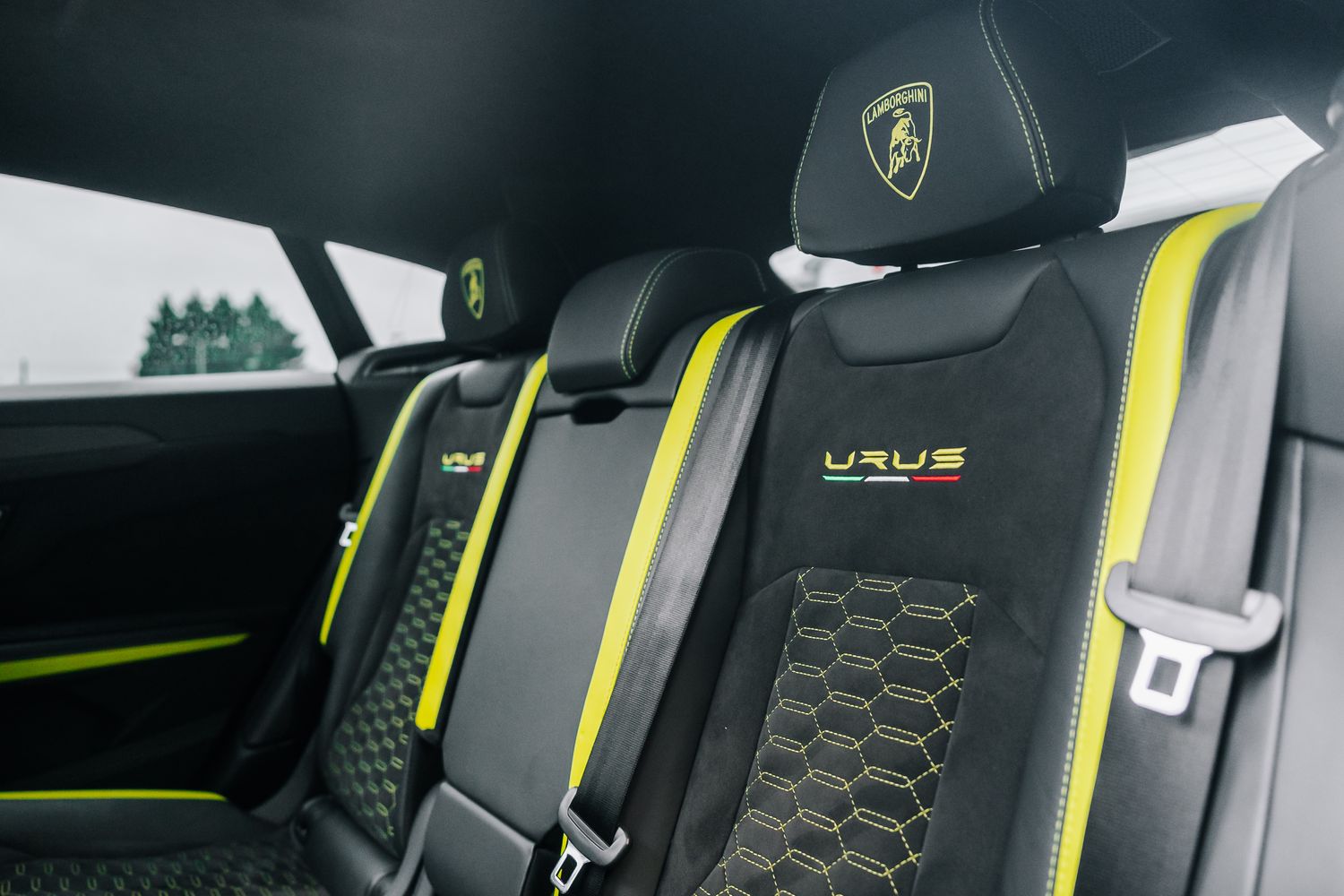 Lamborghini Urus Graphite Capsule
